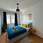 Lumina Stylish 3-room Near Atlas Arena Lodz