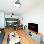 Lumina Stylish 3-room Near Atlas Arena * Lodz