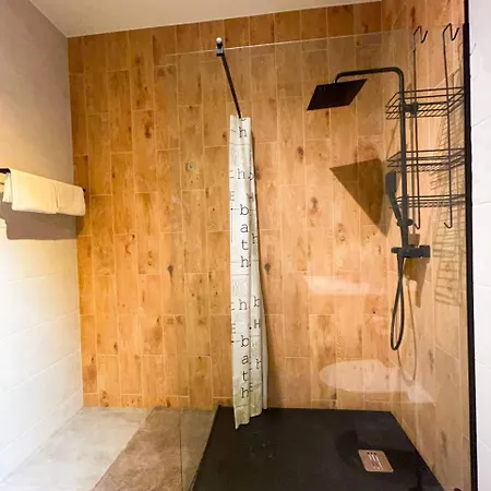 Apartament Lumina Stylish 3-room Near Atlas Arena