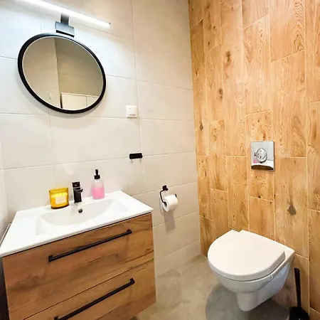 Lumina Stylish 3-room Near Atlas Arena アパート *