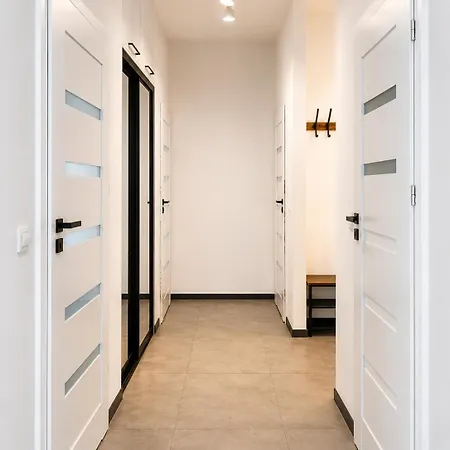 Lumina I Comfy 3-room With Balcony I Ac I Coffee Maker I Parking