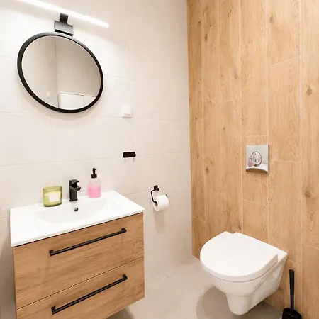 Lumina I Comfy 3-room With Balcony I Ac I Coffee Maker I Parking Λοτζ