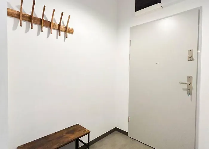 Lumina Stylish 3-room Near Atlas Arena Appartamento *